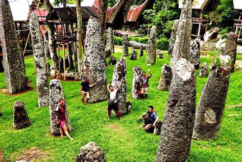 Full Day Tour Tana Toraja Melampa Indonesia