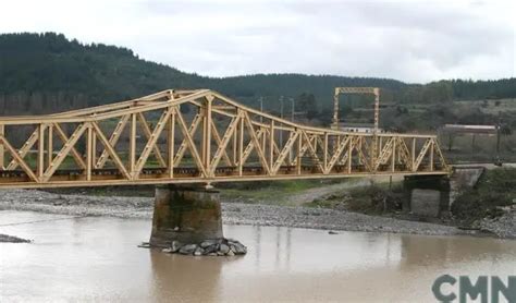 Puente Ferroviario Sobre El Río Maule Conexión Clave En Chile IFE