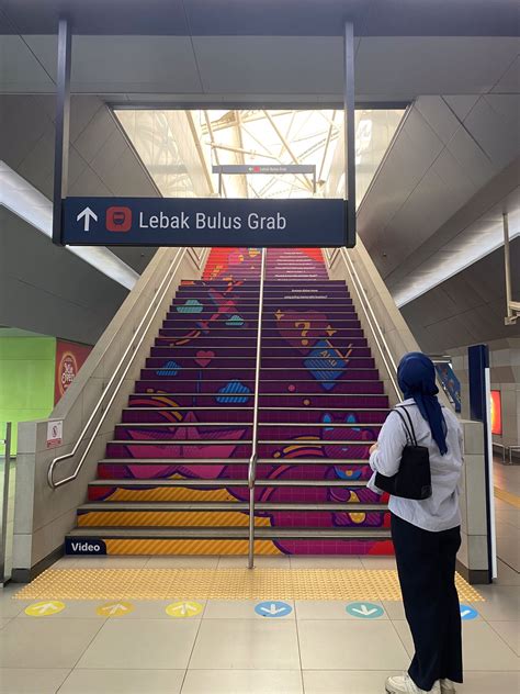 Praktik Jurnalisme Siber Komunikasi UNAS: Getirnya Kisah Tragis di MRT