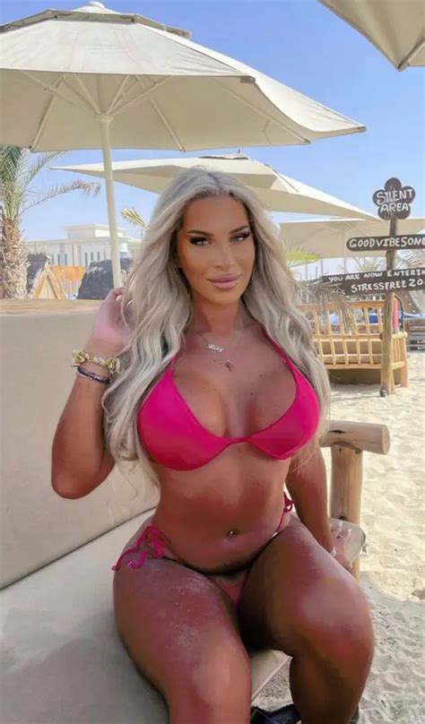 Beach Blonde Bimbo Scrolller