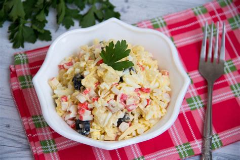Салаты с ананасом - 106 вкусных рецептов с фото, простые рецепты ...