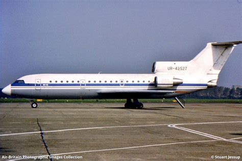 Aviation photographs of Registration: UR-42527 : ABPic