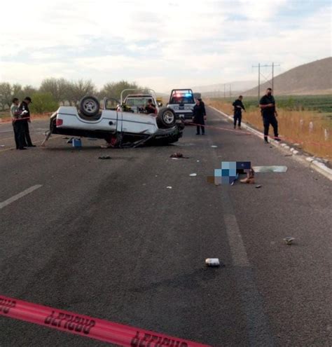 Fuerte Volcadura En La Carretera Durango Gómez Palacio Deja Dos Jóvenes