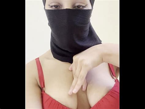 Arab Hijab Girl In Niqab Teases Her Big Boobs And Perfect Round Tits XVIDEOS