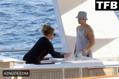 Mariah Carey Sexy Seen Showcasing Her Hot Tits In The Sea In Capri Aznude