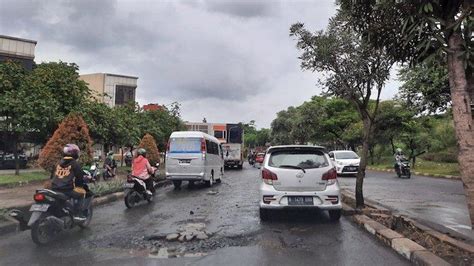 Jalan Di Grand Depok City Rusak Lagi Warga Harap Pemkot Segera