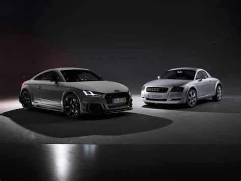 Audi Tt Rs Coupé Iconic Edition And Tt Coupé Showcar 2022 アウディに嵌まる