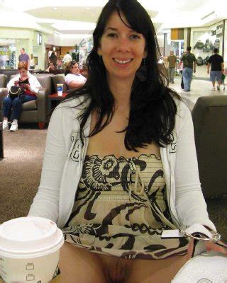 Public Pussy Flashing Outdoor Fanny Porn Pictures XXX Photos Sex