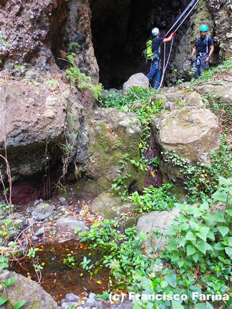 FRANCISCO FARIÑA II DESCENSO DEL BARRANCO DE CUEVAS NEGRAS