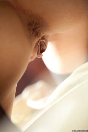 Sexy Brunette Emily Naked Pose In Bed VI PG 2162 Porn Pic