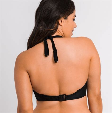 Hot Sexy Bella Kate Bikini Pics