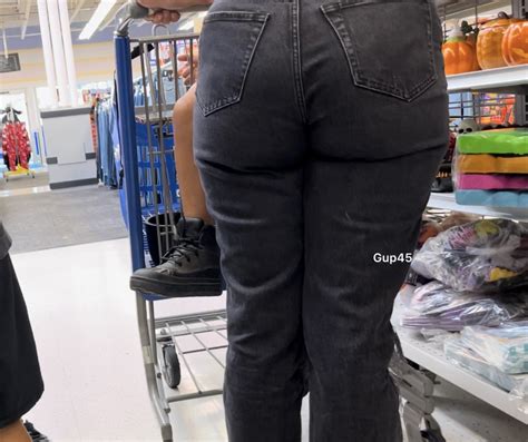 OC Nerdy Blonde Pawg In Black Jeans Tight Jeans Forum