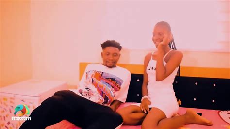 Xvideos Une Nigeriane Rencontre Enfin Et Baise Sa Star Du Porno Preferee HD Mp4 Ebony Star