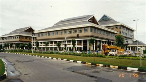 Yayasan Sultan Haji Hassanal Bolkiah Spcastro Inc