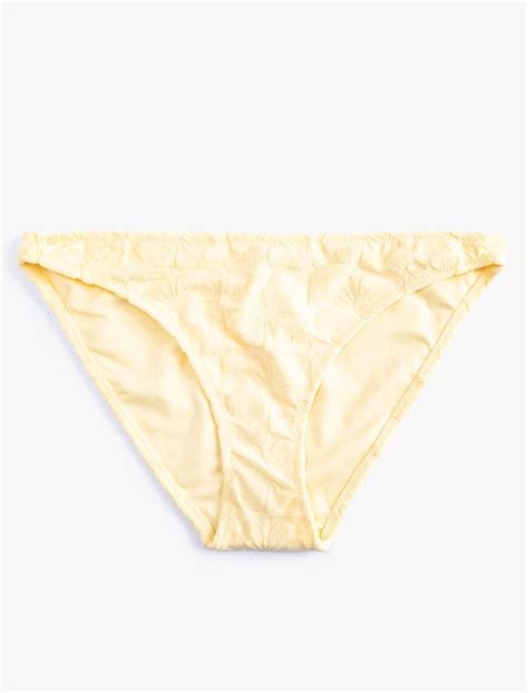 Sar Kad N I Ek Dokulu Bikini Alt Normal Bel Sak Mm Koton