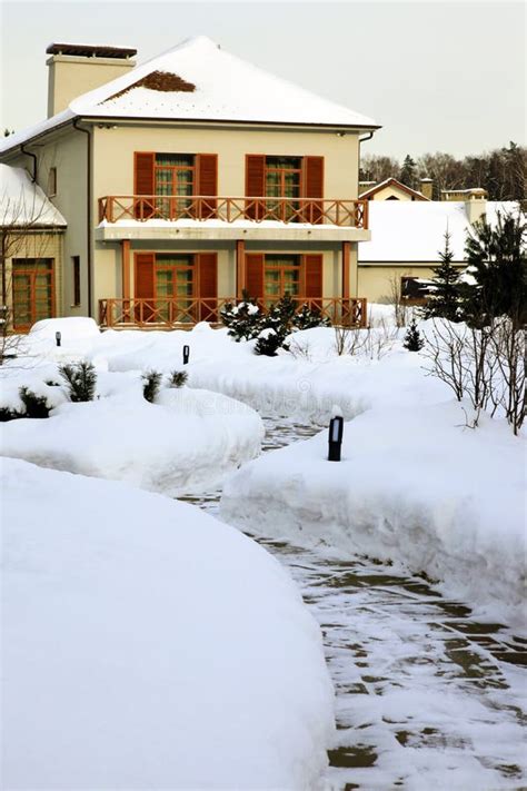 13 228 Naked Home Foto Stock Photos Free Royalty Free Stock Photos