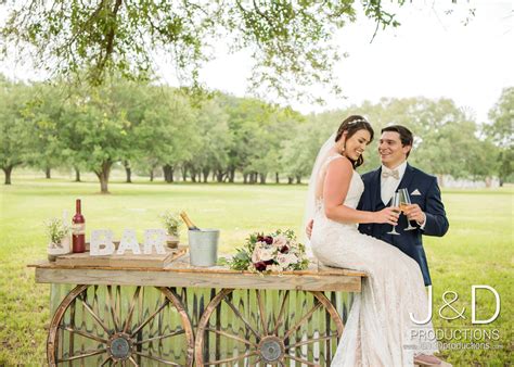 This Chapel Oaks park has a surprising hidden nature trail 14