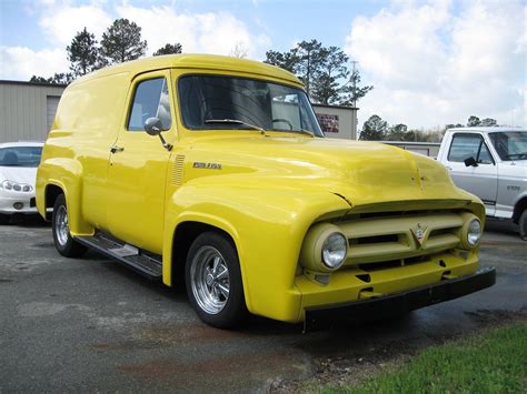 53 Ford F 100 Panel Truck Panel Truck 1953 Ford F100 Trucks And Girls