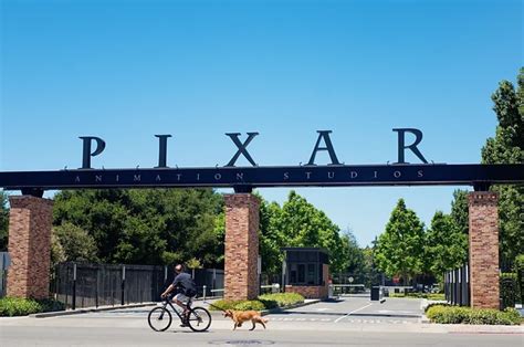 Pixar Reportedly Restores Same Sex Kiss In Upcoming Lightyear Following Backlash Over Don T