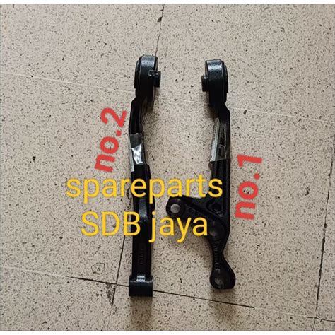 Jual Bracket Support Dudukan Mounting Gardan Depan Set No No Hilux