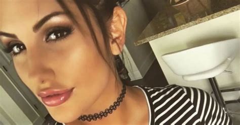 Who Was August Ames Adult Porn Star Dead Aged Just After Social Media Row Mirror Online