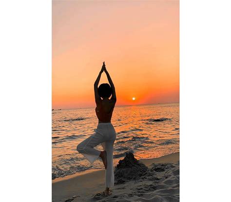 Nóng bỏng và quyến rũ với cô nàng hot girl Sài Thành mặt học sinh thân hình phụ huynh