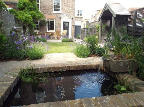 Georgian townhouse garden - Craftsman - Landscape - London - by Jenny ...