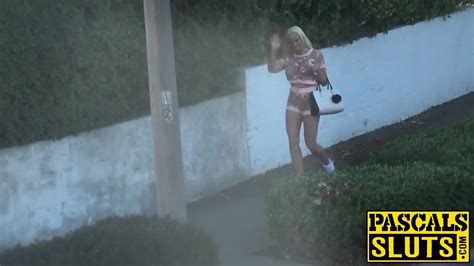 Unexperienced Babe Cindy Sun Submits Fully To A Fat Cock