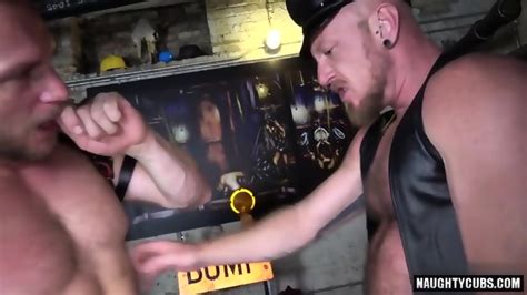 Hairy Gay Anal Rimming With Cumshot