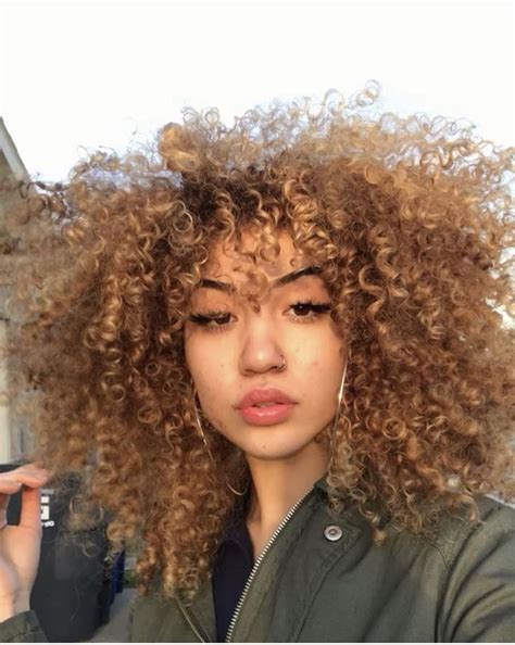 Textured Curly Hair Blonde Curly Hair Honey Blonde Hair Colored Curly Hair Ginger Hair