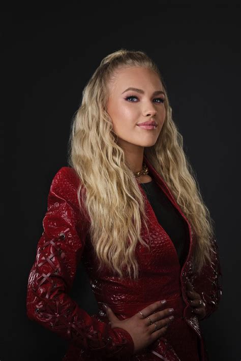 GOLD'S GONE - Freya Skye - LETRAS.COM