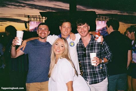 Helayna Birkett Helaynabirkett Nude Onlyfans Leaks Fappening