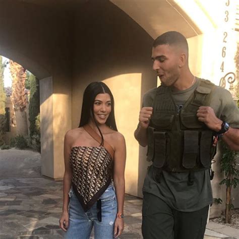 Kourtney Kardashian Gets End Of Year Tribute From Younes Bendjima E Online Au