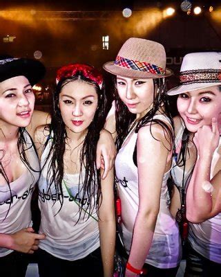 Amateur Self Shot Songkran Festival Thailand Funny Day Porn Pictures Xxx Photos Sex Images