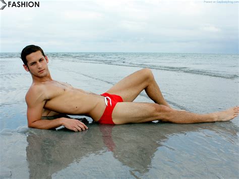 Hot Men At The Beach Nude Men Nude Male Models Gay Selfies Gay Porn