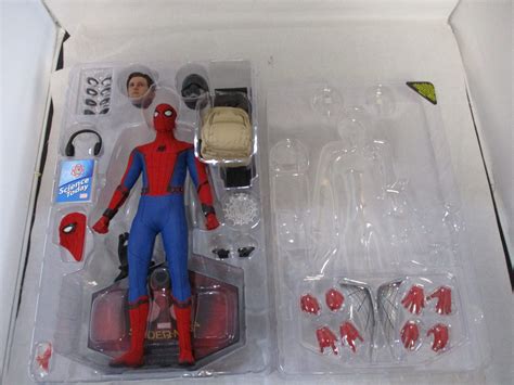 Hot Toys Spider Man Homecoming Deluxe MMS Crowemag Toys