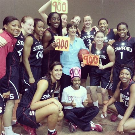 C and R's Stanford Women's Basketball Blog: Victory Puts VanDerveer in