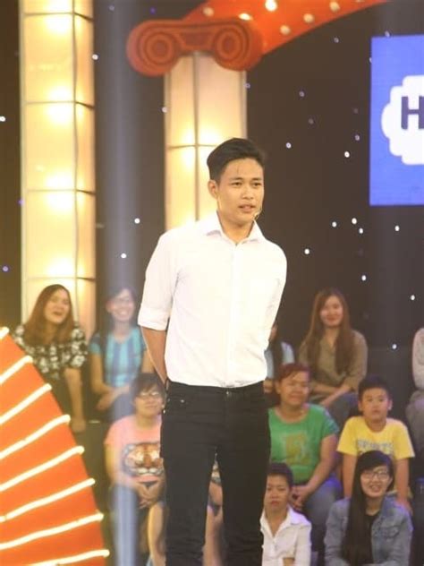 Cuộc sống của Hot boy trà sữa Lê Tấn Lợi sau 5 năm trở thành Quán quân Thách thức danh hài