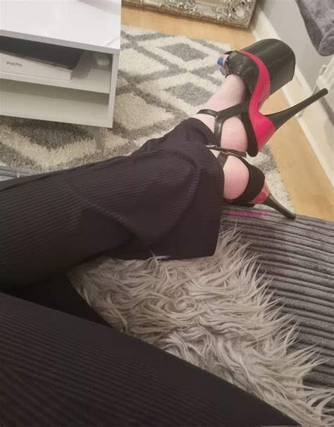 Nudes Heels NUDE PICS ORG