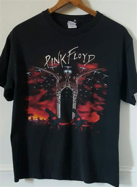 Pink Floyd Shirt Pink Floyd The Wall T Shirt Size Large Etsy Pink