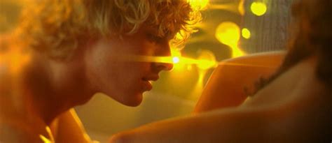 Naked Yuliya Snigir In Dark Planet Rebellion