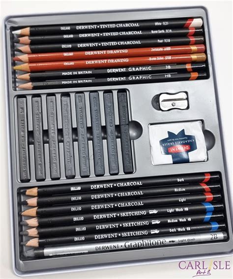 Derwent Sketching Collection Set of 24