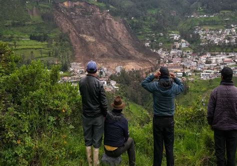 El Ni O Costeiro Chuvas Torrenciais Deixam Ao Menos Mortos No Equador