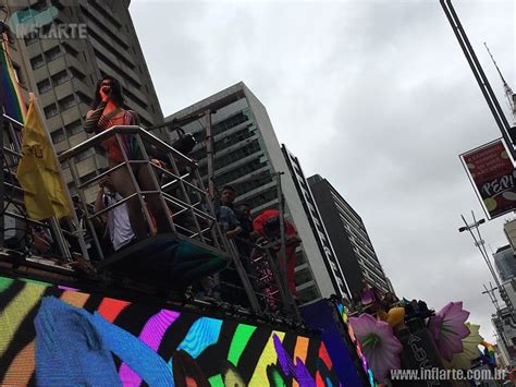 Inflarte Inflaveis Decorativos Decora O Parada Gay Trio El Trico