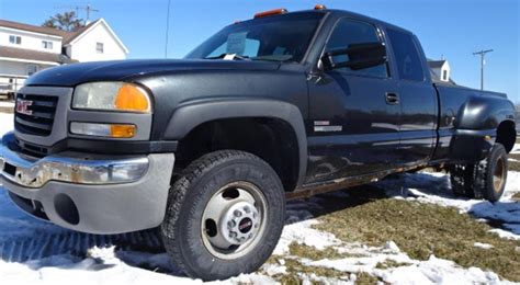 Sold 2003 Gmc 3500 Other Equipment With Mi Tractor Zoom