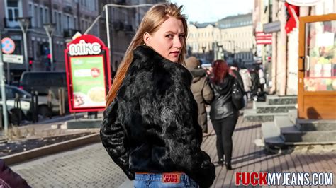 Bionda Ignara Riceve Una Succosa Sorpresa Anale Xvideos