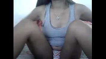 Sexy Pina Playing Her Body XVIDEOS