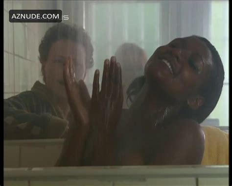 EDINA ROBINSON Nude AZNude