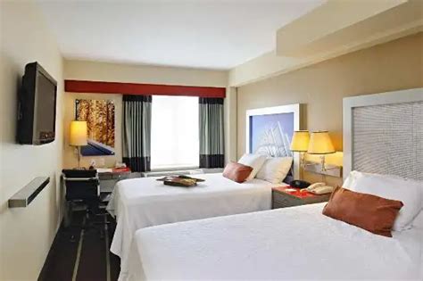 Hampton Inn Manhattan - Madison Square Garden (New York, NY): What to ...