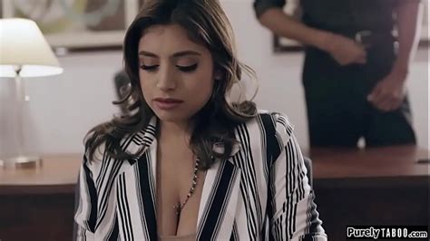 Shrink Manipulates Busty Client Into Sex Xxx Mobile Porno Videos Movies IPornTV Net